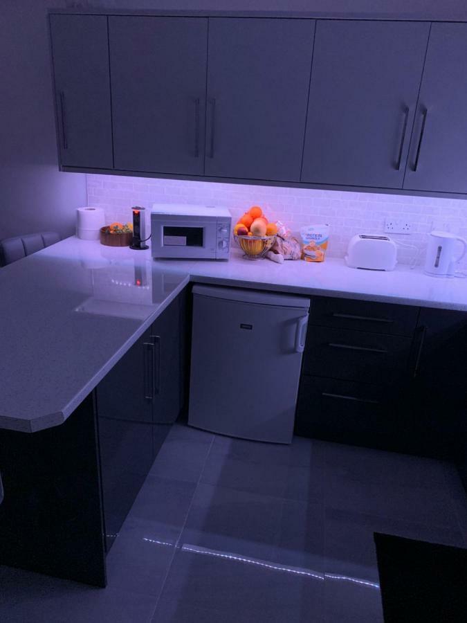 Entire 6 Bed 5 Star Luxury House Free Wifi Views Burnley
